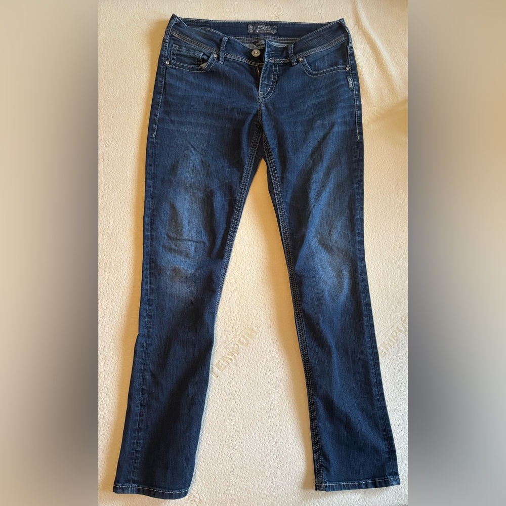 Women’s Silver Suki Jeans. W29. L32
Straight leg.